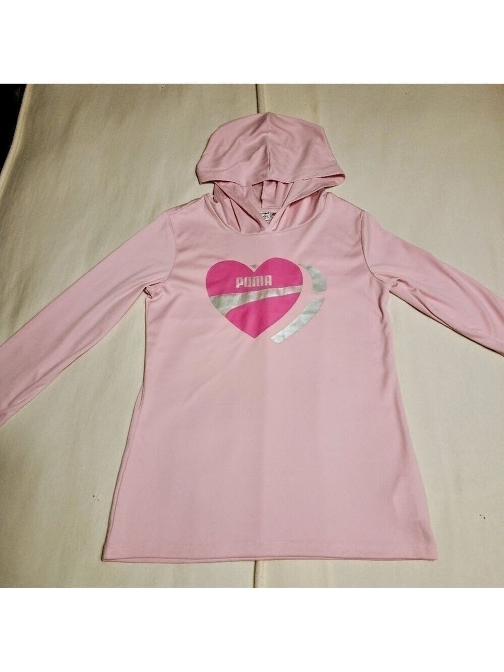 Puma Girls Pink Heart Graphic Hoodie Medium - Picture 5 of 7